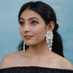 Load image into Gallery viewer, FIZZA EARRINGS