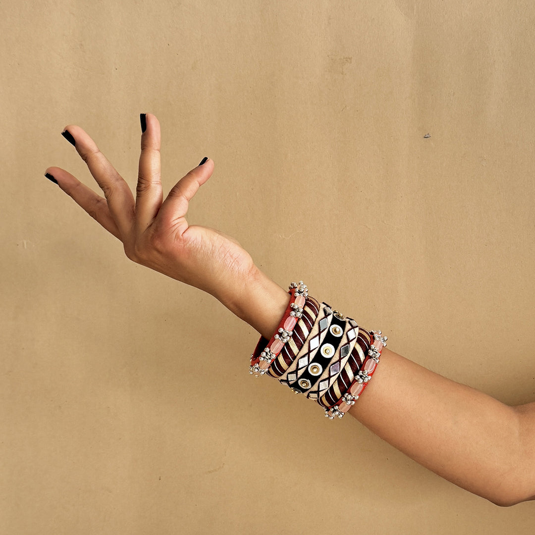 CHHAVI BANGLES SET