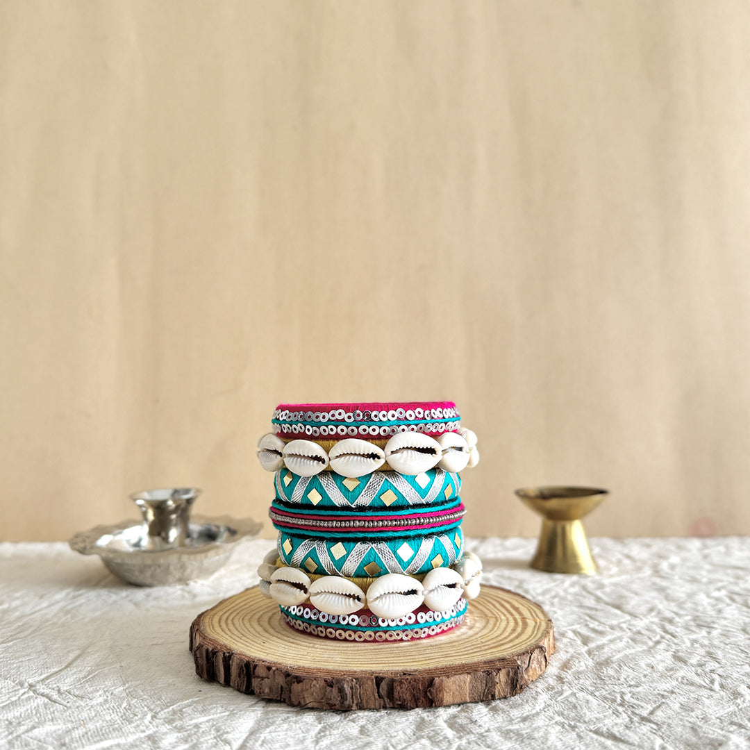 MADHAVI BANGLES SET