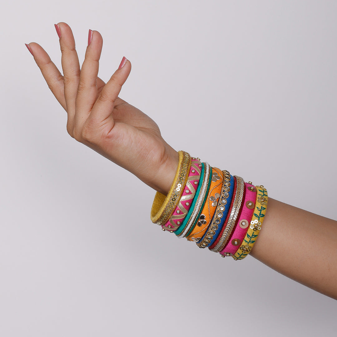 ROOPA BANGLES SET
