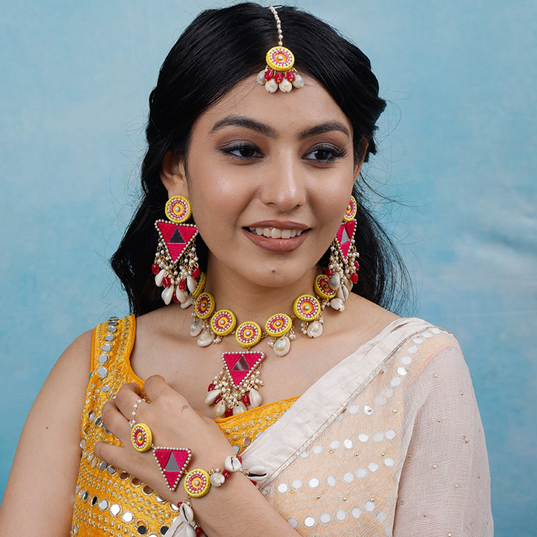 LATIKA SET ( EARRINGS, TIKKA, PAIR OF HATHPHOOL, NACKLACE )