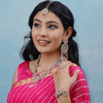 Load image into Gallery viewer, HEERA SET ( EARRINGS, TIKKA, PAIR OF HATHPHOOL, NACKLACE )